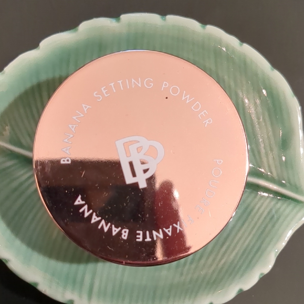 Banana Setting Powder